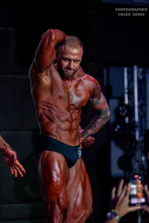 CLASSIC PHYSIQUE +178